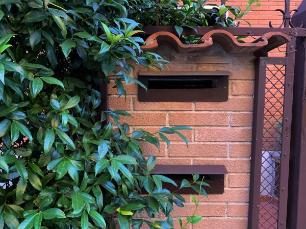 Brick Mailbox Reconstruction